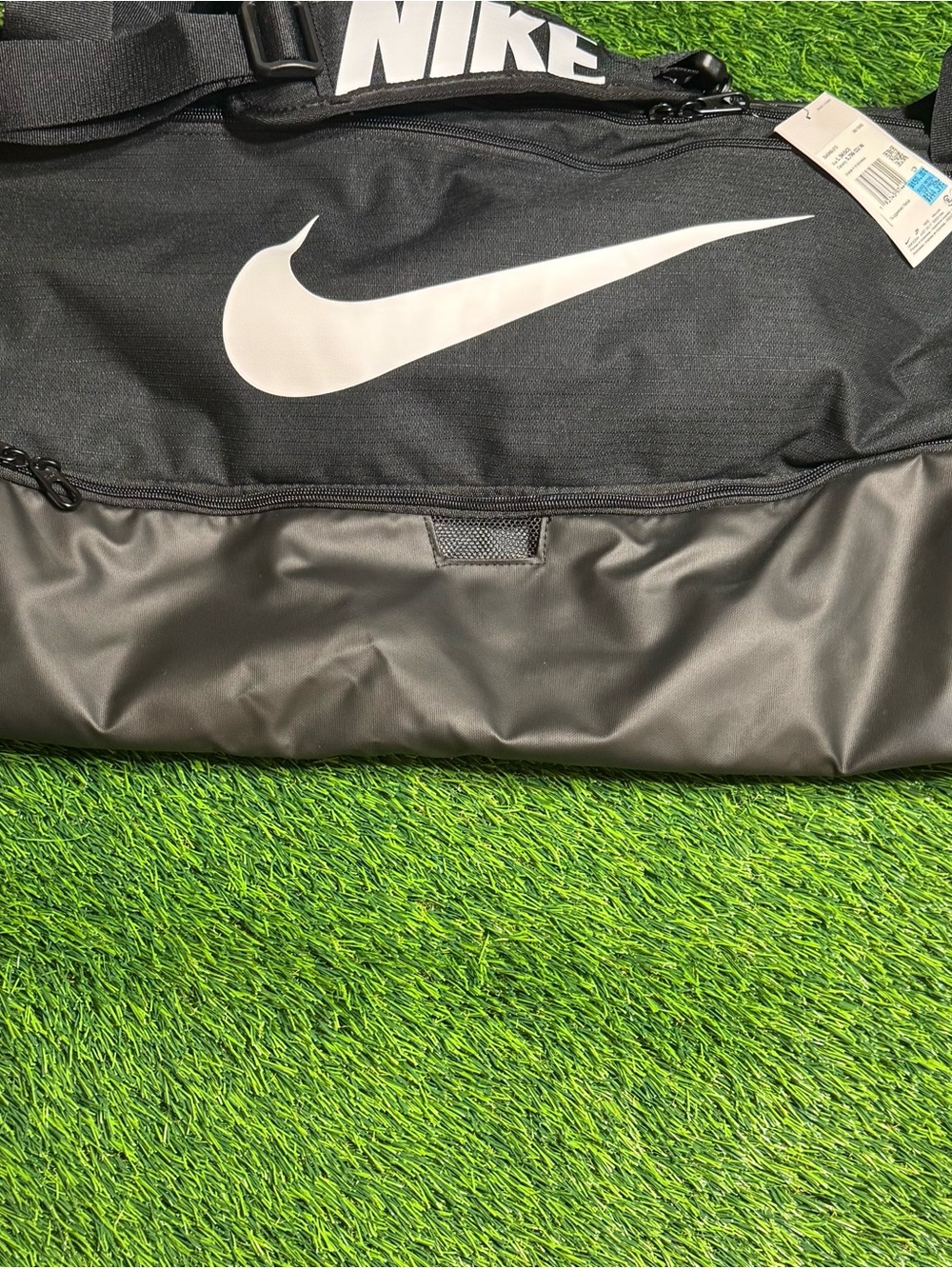 Nike Brasilia 9.0 Duffel Bag LG
95L Travel Gym - Picture 6 of 12